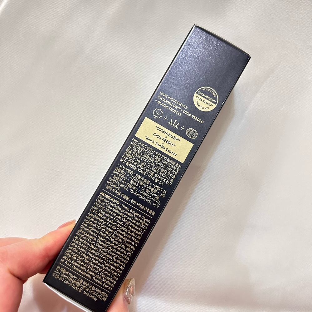 VT cosmetics Reedle shot essence bundle - Picture 4 of 16